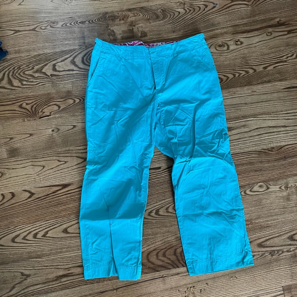 Izod Size 8 Teal Capris